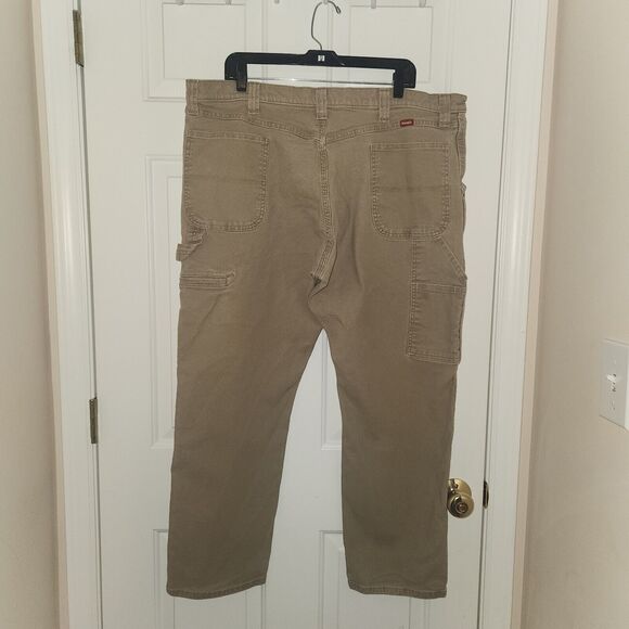 Wrangler Cargo Pants Men's 42x30 Tan Light Wash Straight Leg Cargo Pants - Picture 3 of 7